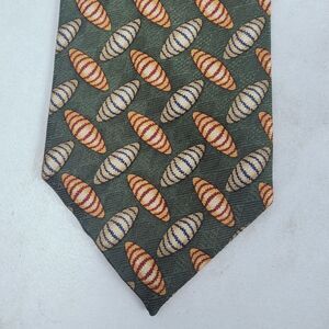 VTG 90s Boston Traders Men's Green Geometric Shells 100% Silk Tie, OS